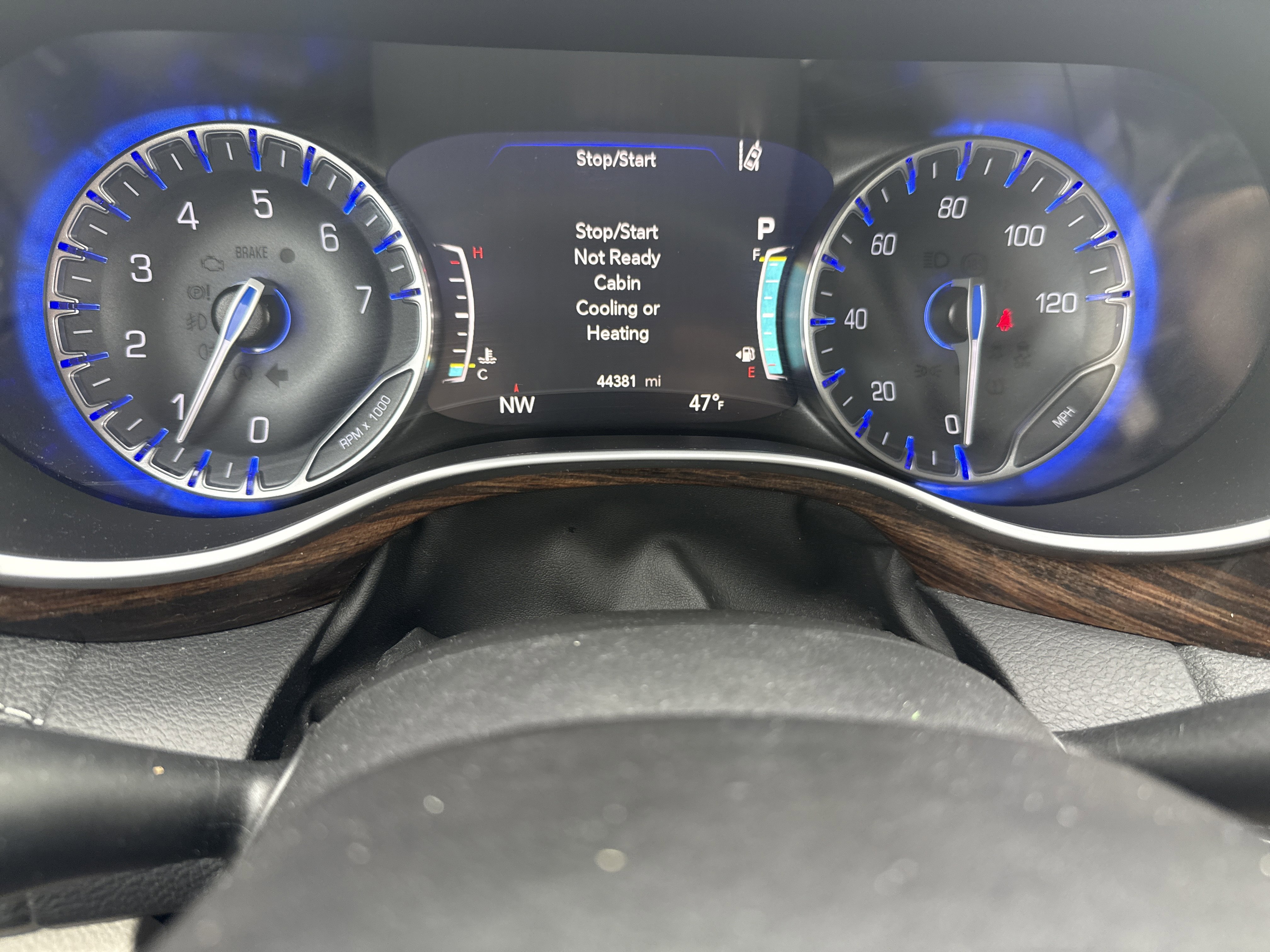 Used 2021 Chrysler Pacifica Limited image 24