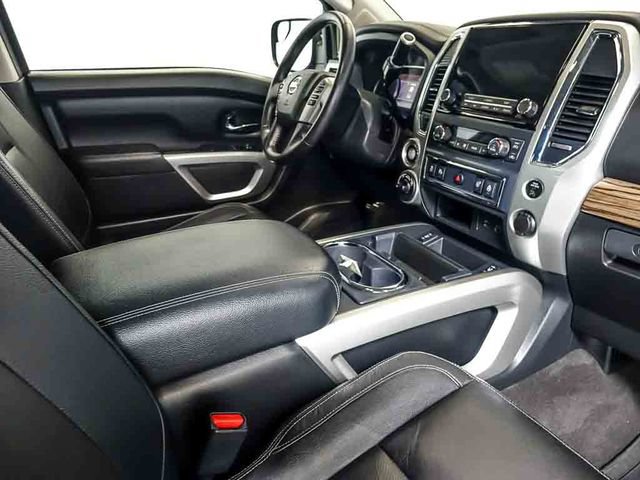 Used 2020 Nissan Titan SL AWD/4WD image 32