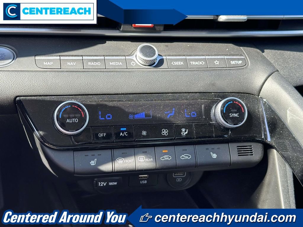 Used 2023 Hyundai Elantra SEL w/ Convenience Package FWD image 25