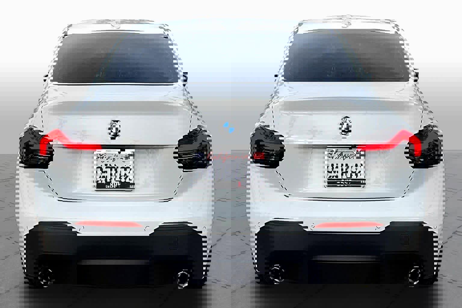 Used 2024 BMW 230i Coupe w/ Convenience Package image 4