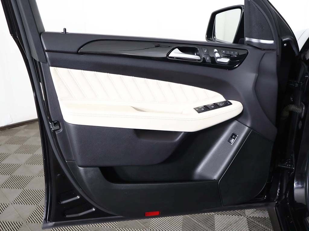 Used 2017 Mercedes-Benz GLE 350 4MATIC image 26