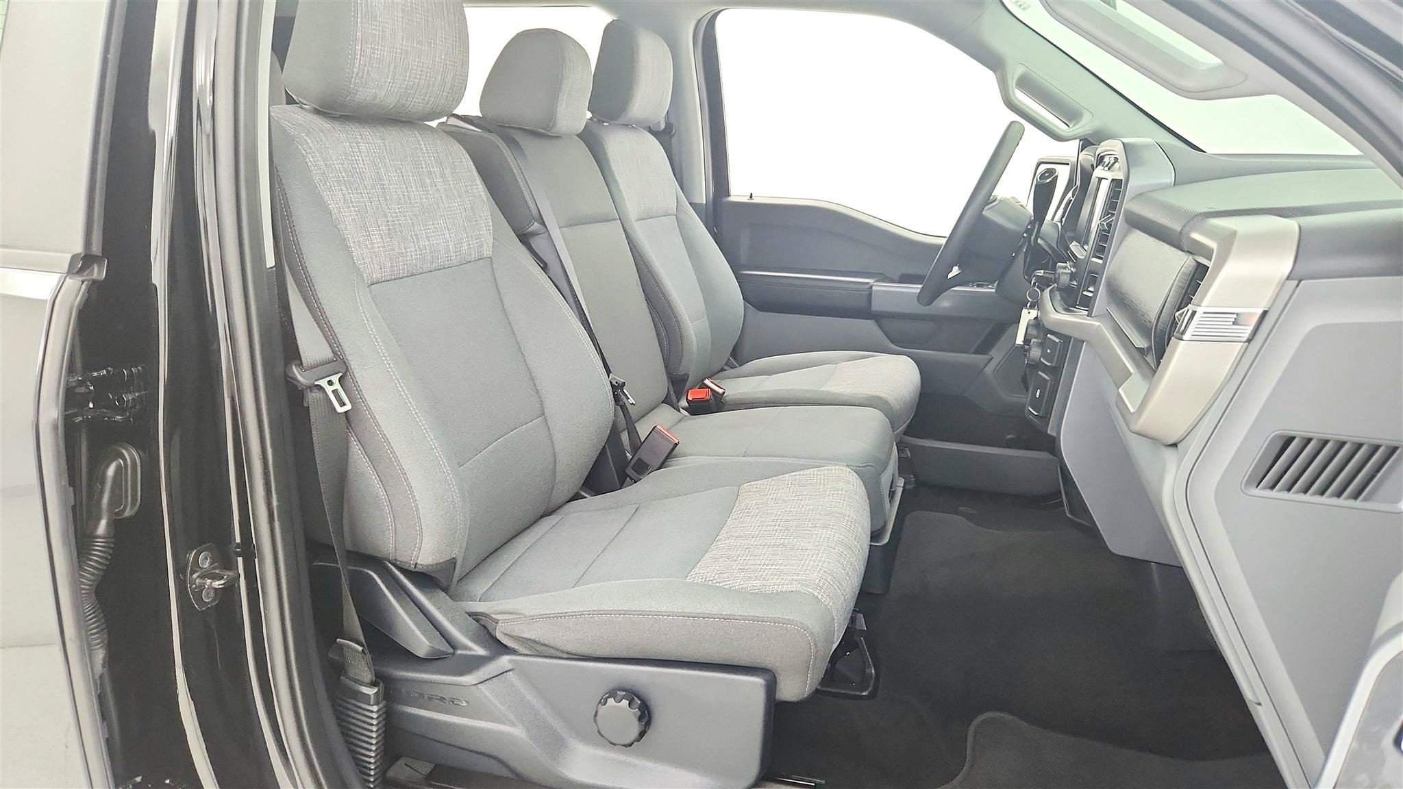 Used 2023 Ford F150 XLT RWD image 37