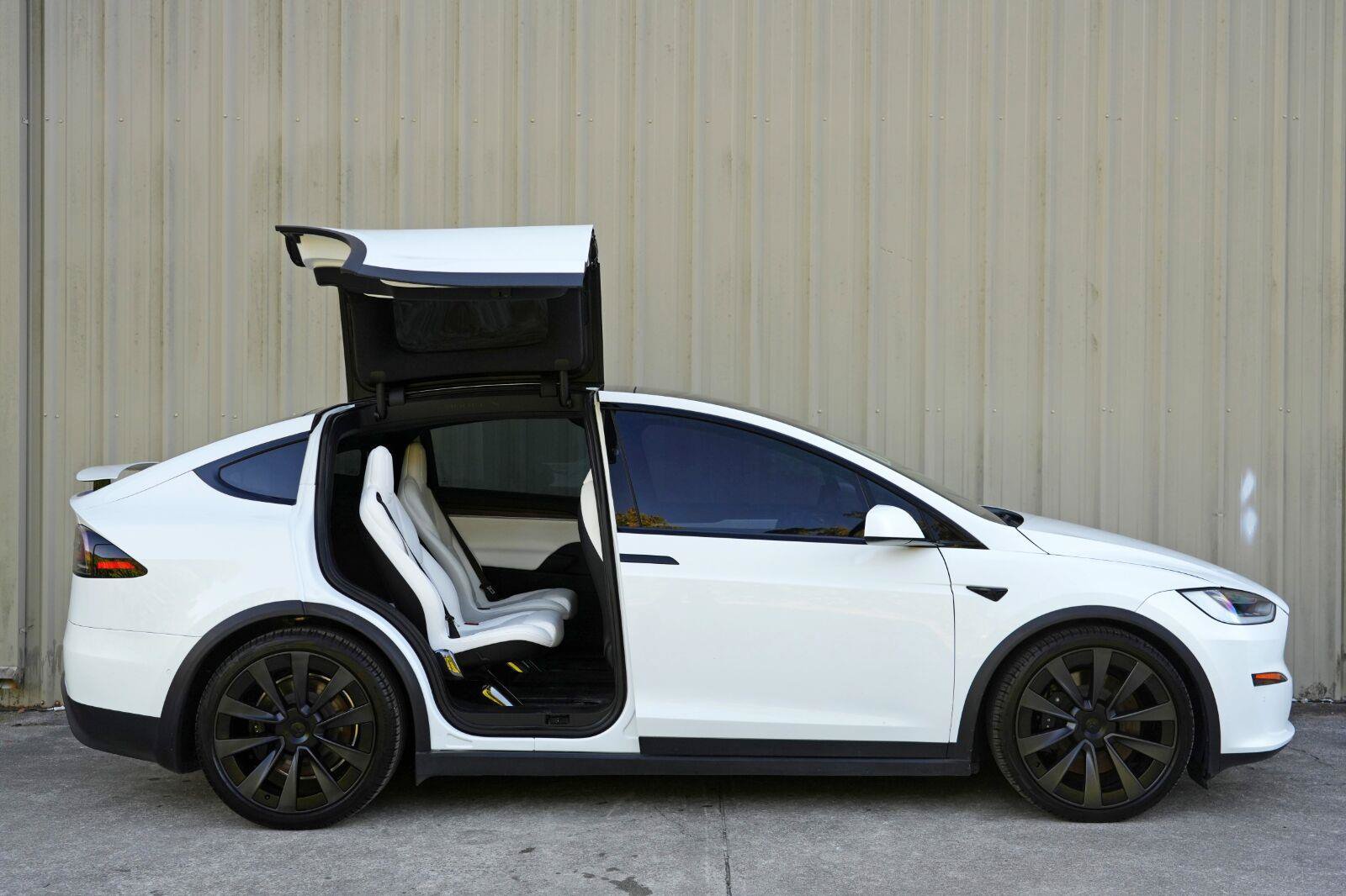 Used 2022 Tesla Model X AWD/4WD image 57