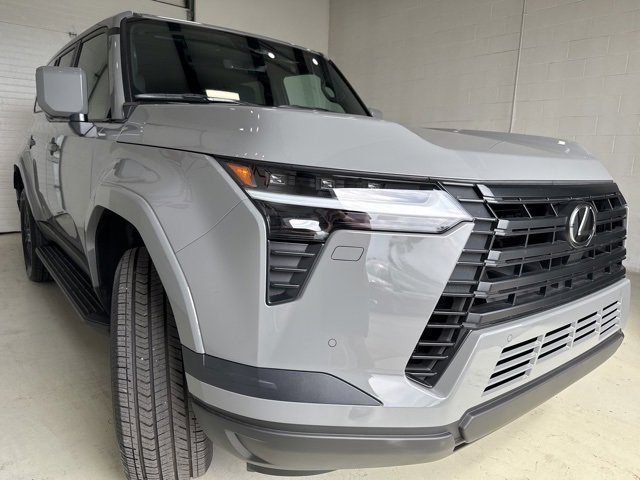 Used 2025 Lexus GX 550 w/ Cold Area Package image 3