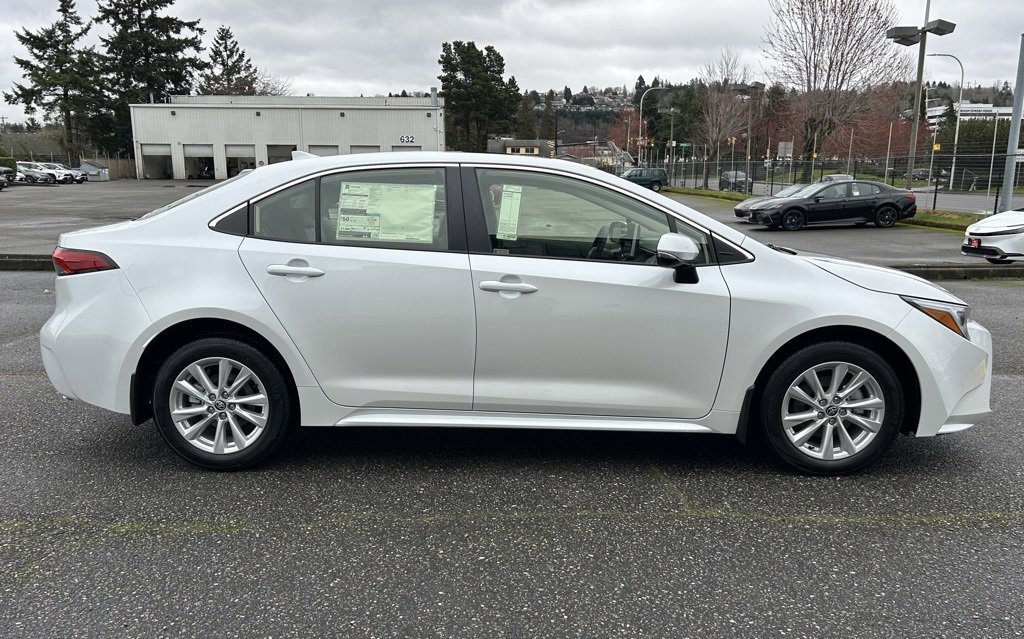 New 2026 Toyota Corolla XLE image 4