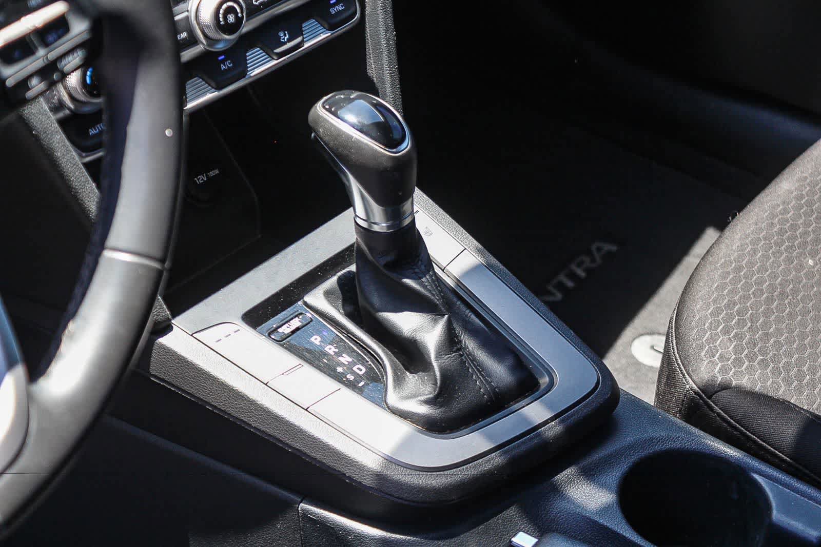 Used 2020 Hyundai Elantra Value Edition w/ Cargo Package (C1) FWD image 24
