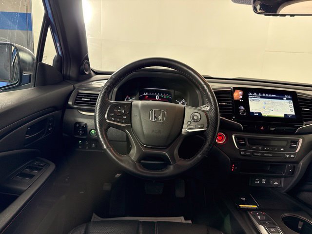 Used 2025 Honda Passport TrailSport image 28