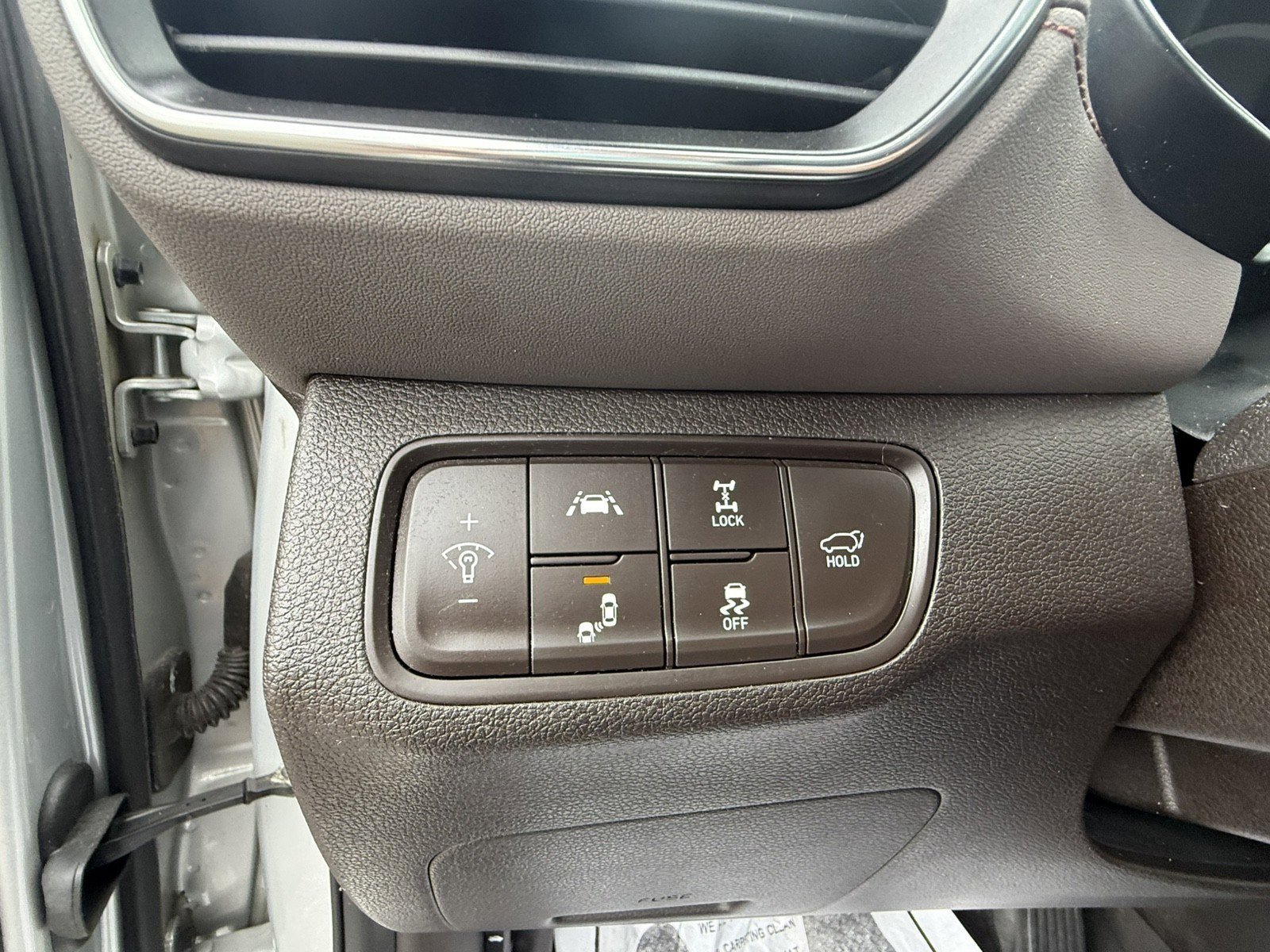 Used 2019 Hyundai Santa Fe Limited image 26