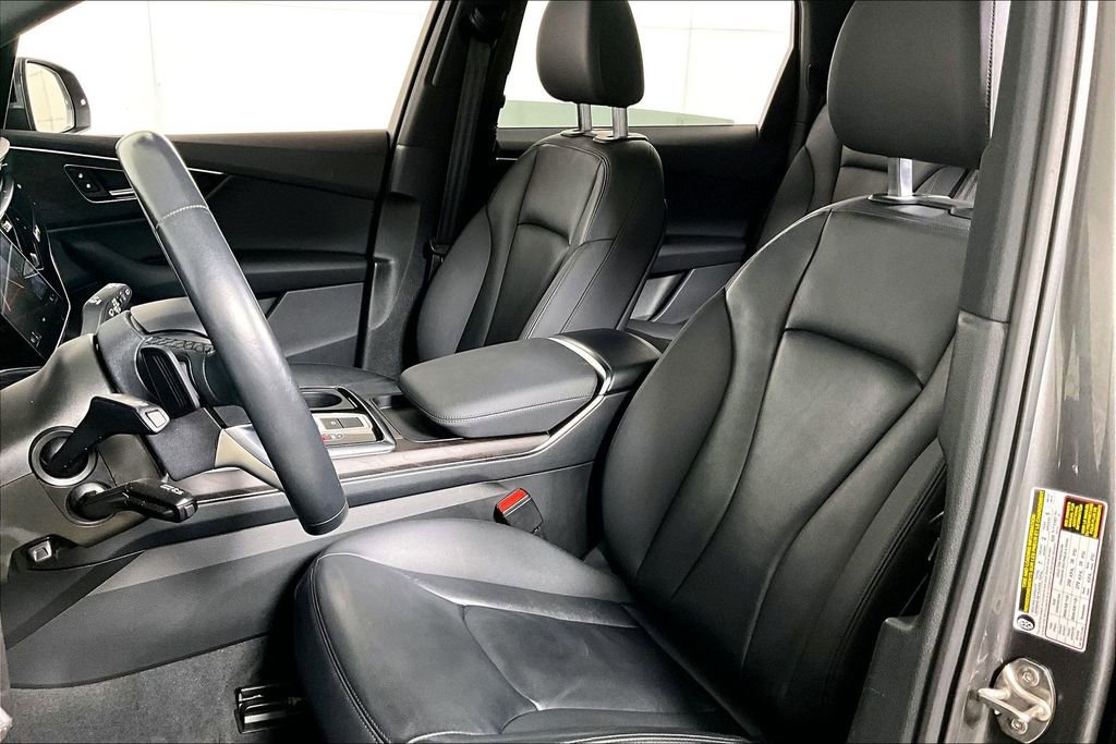 Used 2021 Audi Q7 3.0T Premium Plus w/ Premium Plus Package image 25