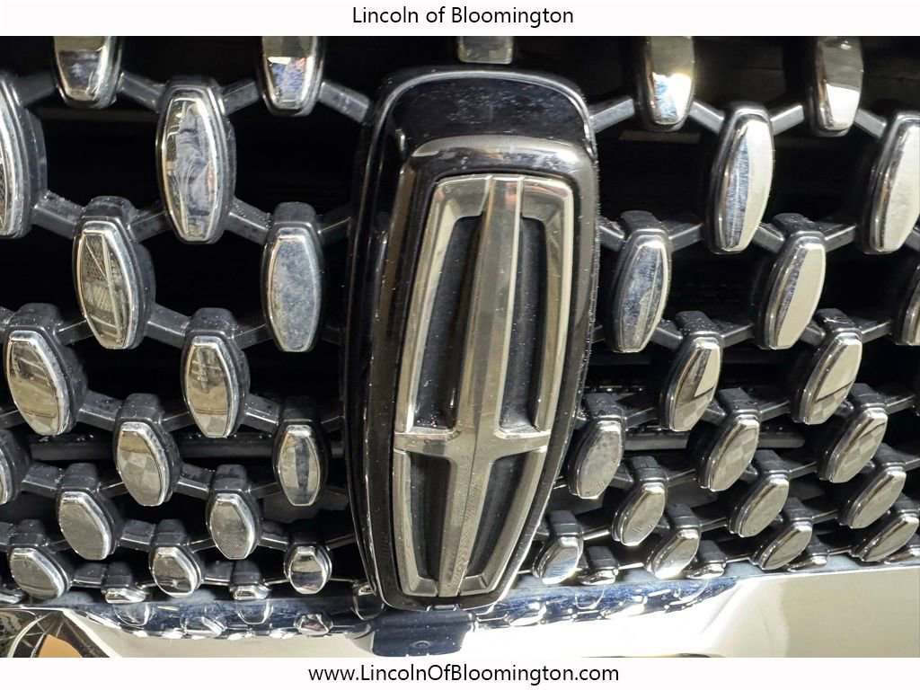 Used 2023 Lincoln Aviator Black Label w/ Dynamic Handling Package image 12