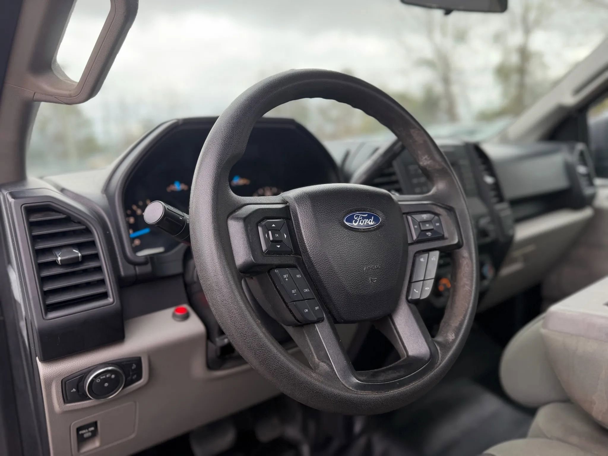 Used 2017 Ford F150 XL w/ Equipment Group 101A Mid image 13