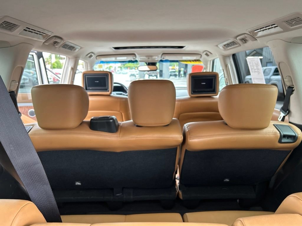 Used 2017 Nissan Armada Platinum w/ Interior Lighting Package AWD/4WD image 32