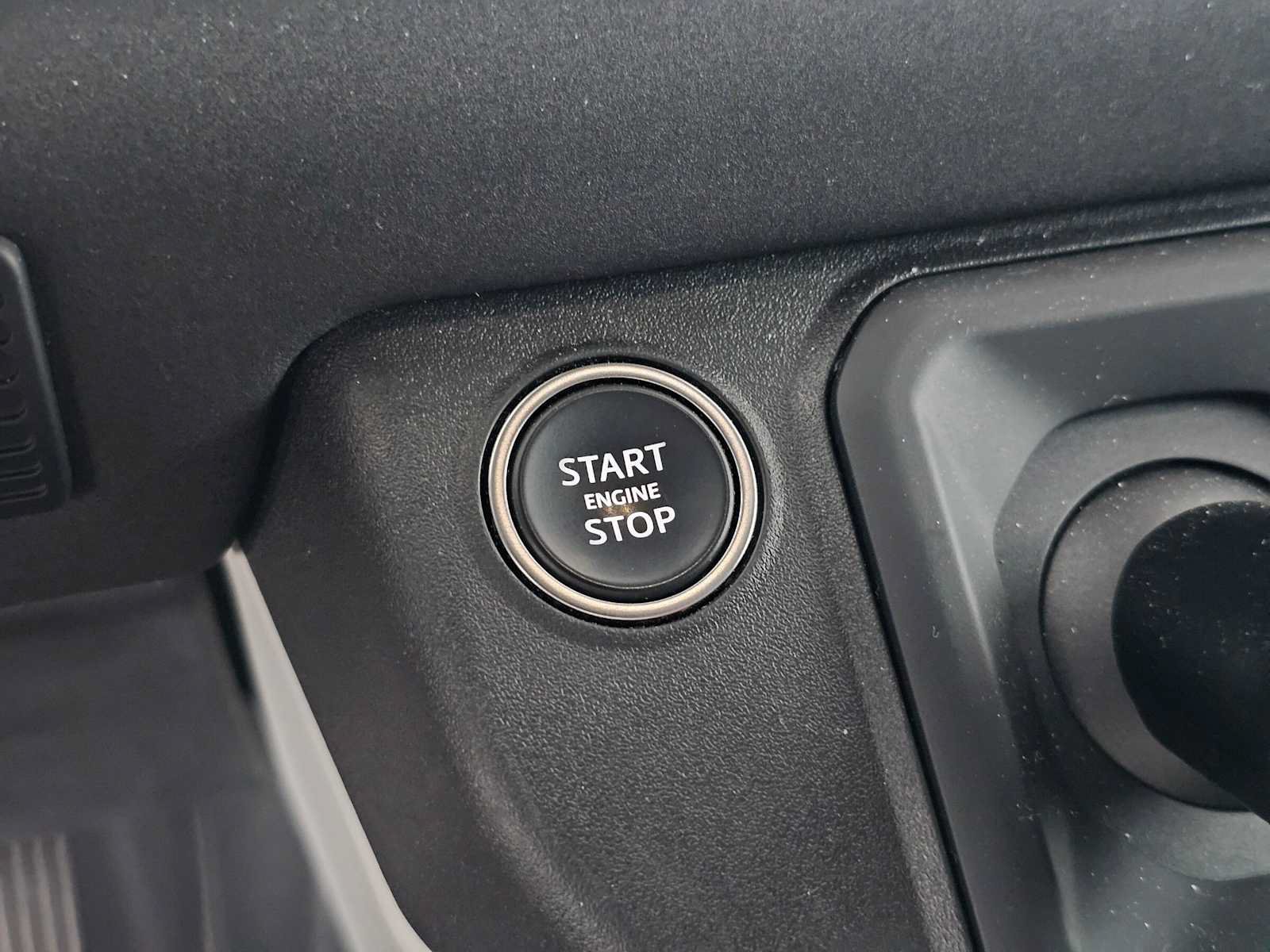 Used 2022 Land Rover Defender 110 S AWD/4WD image 30