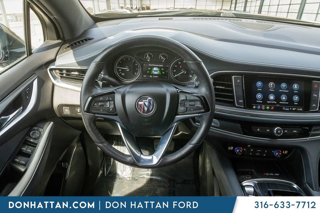 Used 2024 Buick Enclave Essence w/ Sport Touring Edition image 4