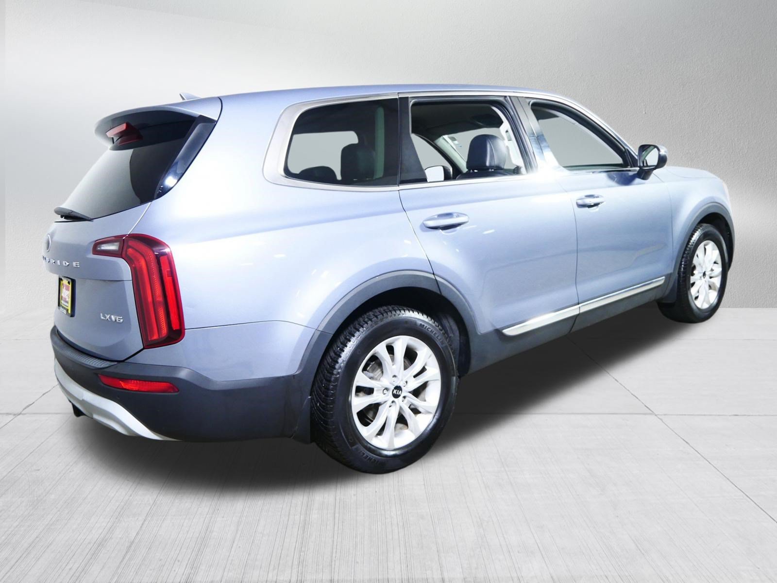 Used 2021 Kia Telluride LX AWD/4WD image 7