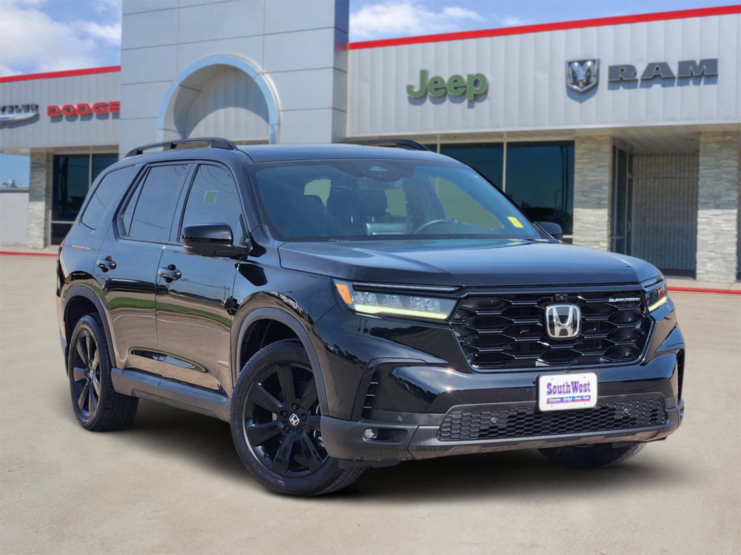 Certified 2025 Honda Pilot Black Edition