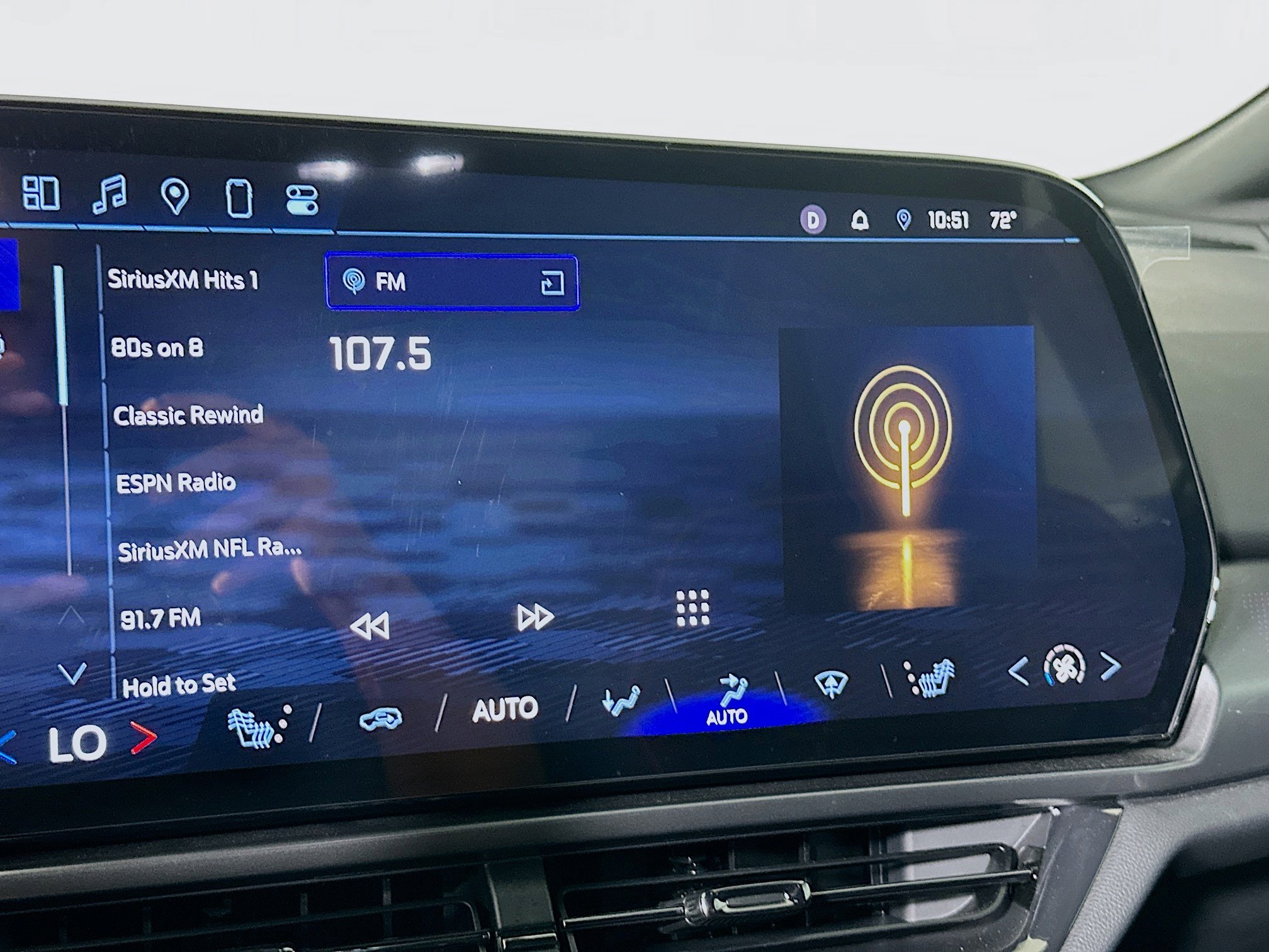 Used 2025 Chevrolet Equinox EV RS image 21