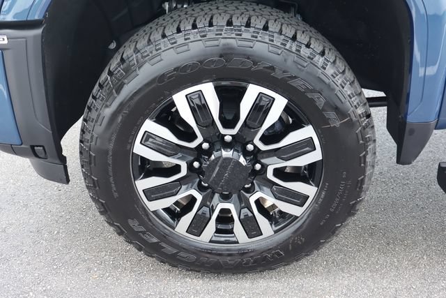 New 2026 GMC Sierra 2500 Denali Ultimate AWD/4WD image 9