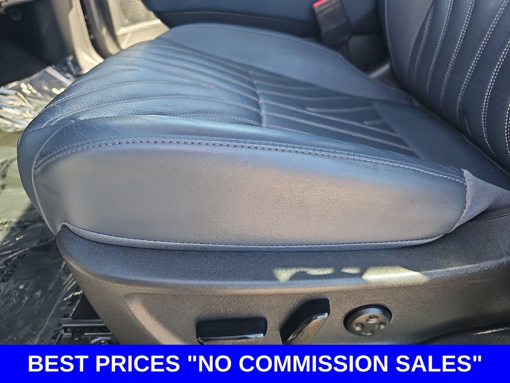 Used 2023 Nissan Ariya AWD/4WD image 30