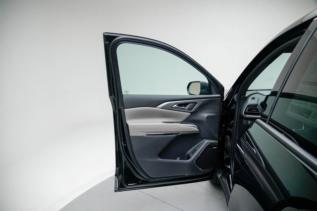New 2026 Chevrolet Traverse LT w/ Enhanced Driving Package image 23