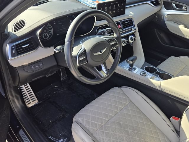 Used 2023 Genesis G70 2.0T w/ Sport Prestige Package RWD image 11
