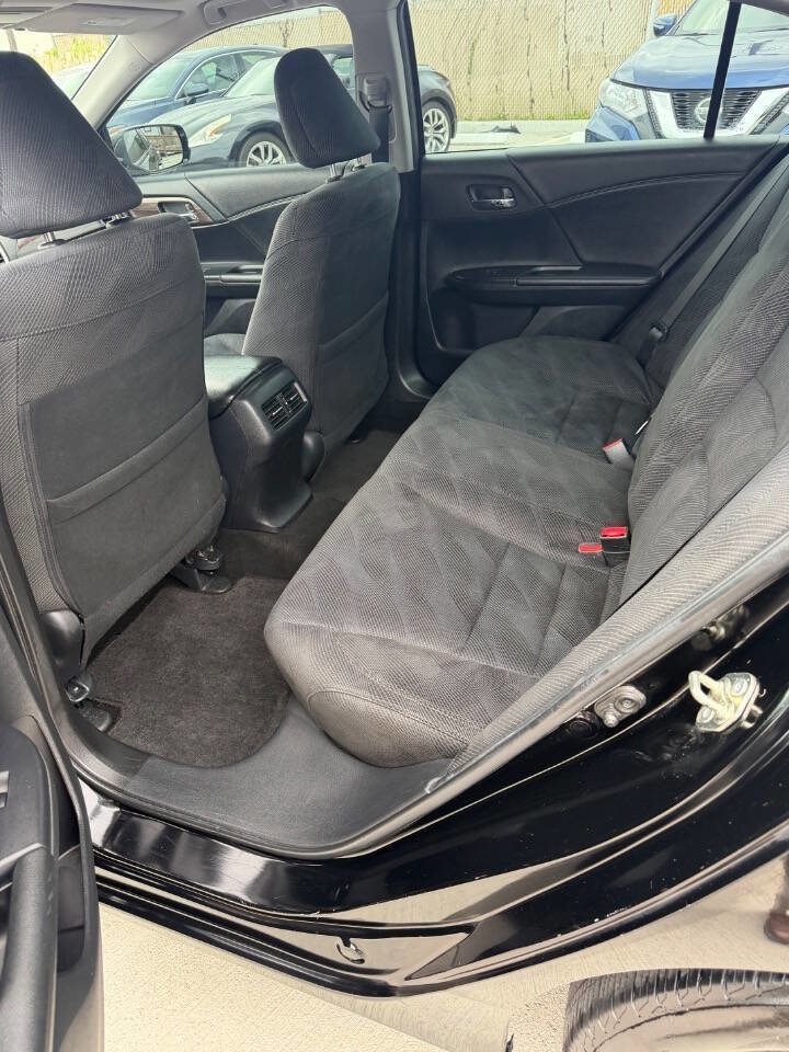 Used 2017 Honda Accord EX image 8