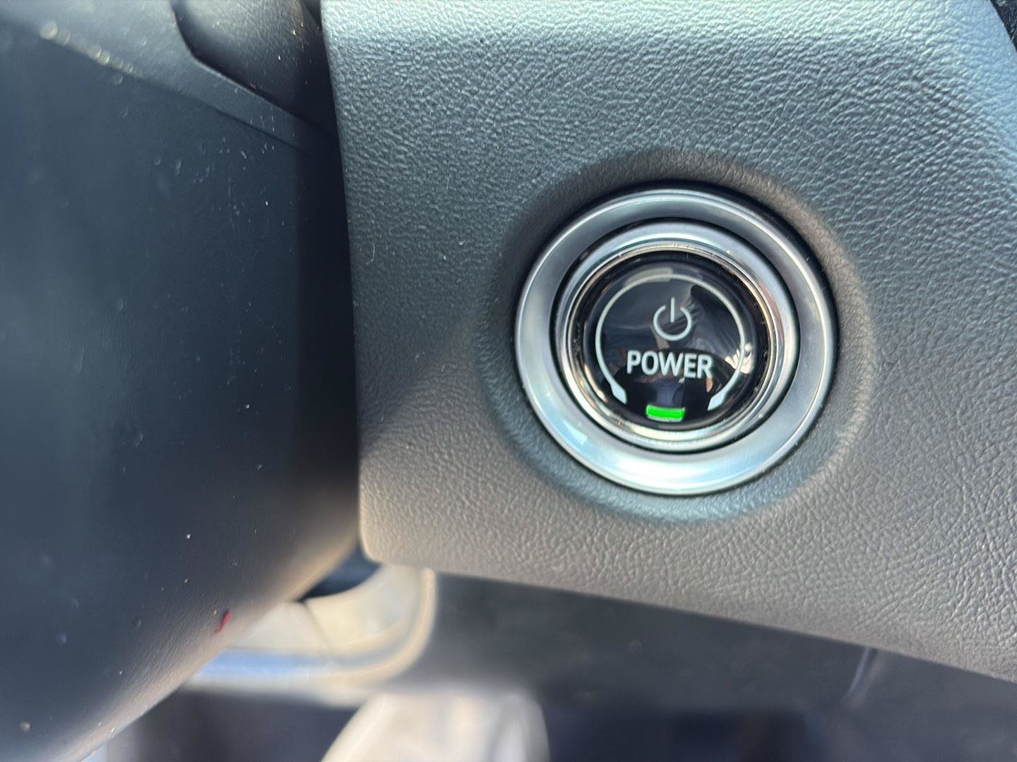 Used 2024 Cadillac Lyriq Luxury AWD/4WD image 30