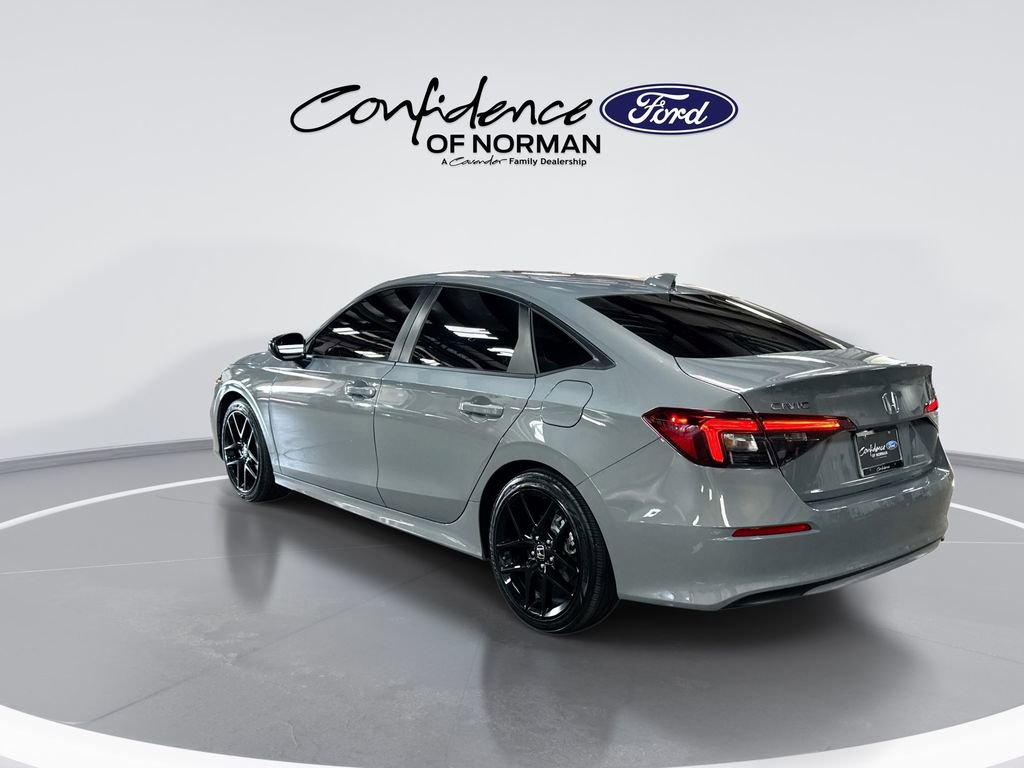 Used 2025 Honda Civic Sport image 6