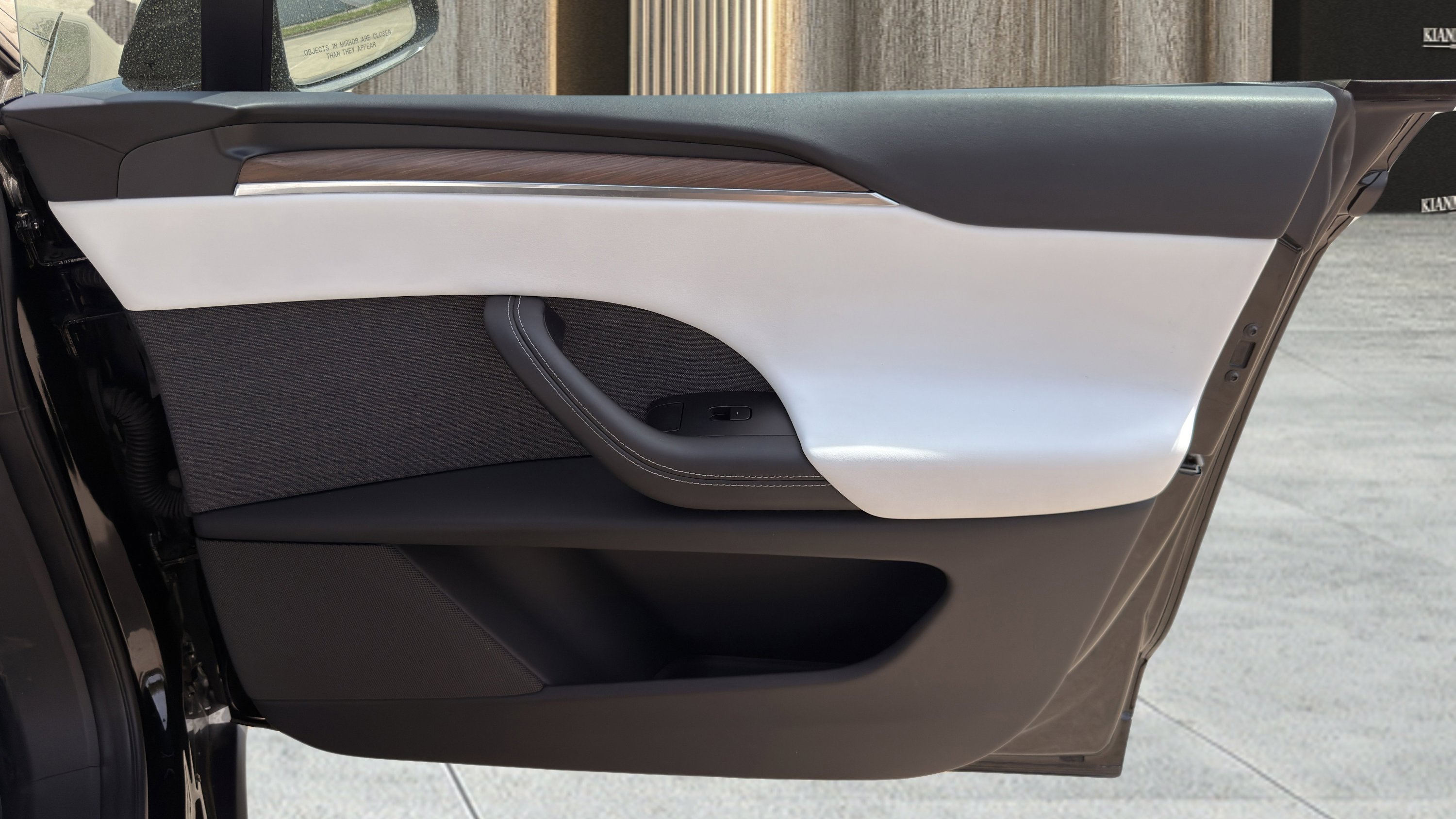 Used 2023 Tesla Model X image 55