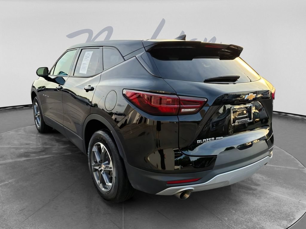 Used 2025 Chevrolet Blazer LT AWD/4WD image 5