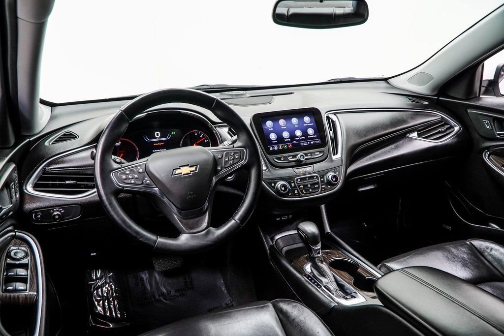 Used 2024 Chevrolet Malibu LT FWD image 5