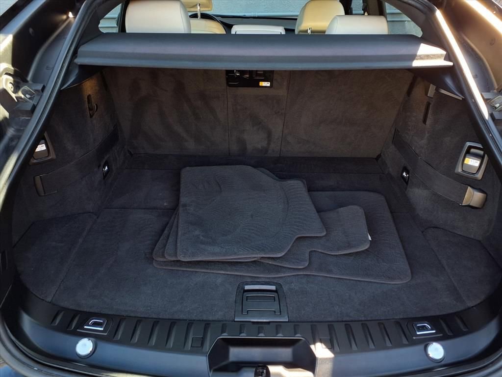 Used 2017 BMW 550i Gran Turismo xDrive 550i xDrive Gran Turismo image 19