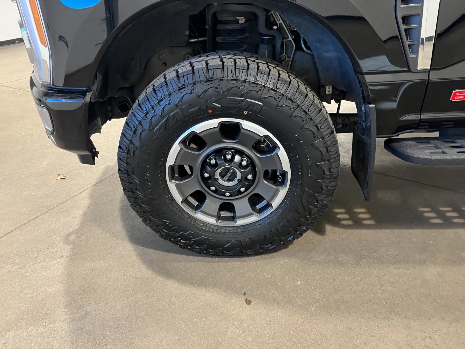 Used 2023 Ford F350 Platinum w/ Tremor Off-Road Package image 42