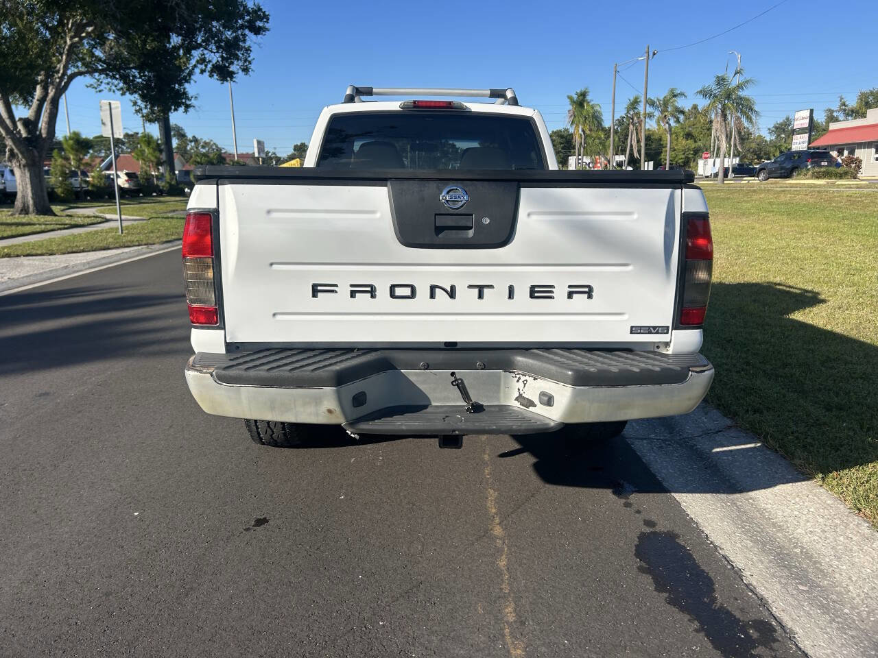 Used 2002 Nissan Frontier SE image 4