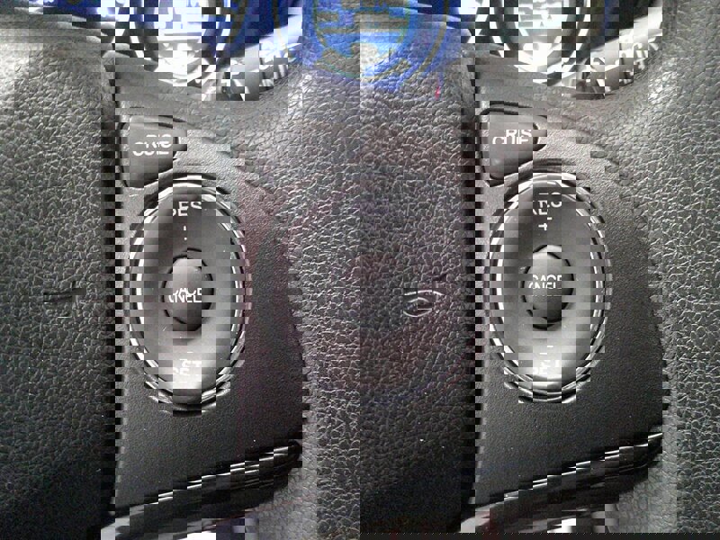 Used 2017 Honda HR-V EX image 8