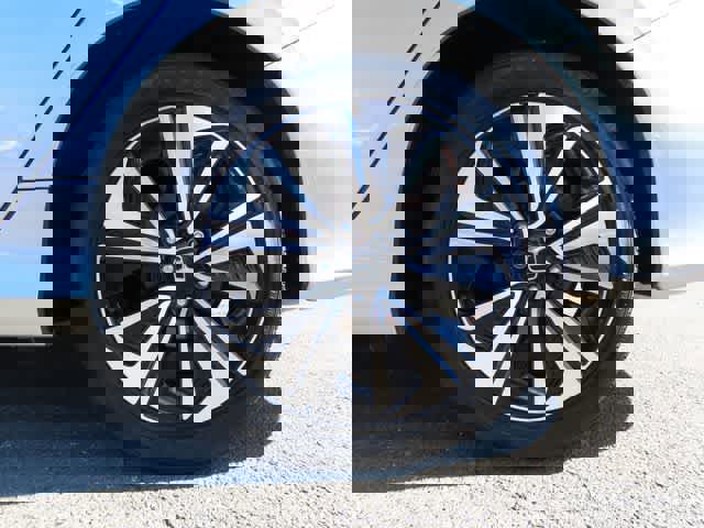 Used 2018 Honda Civic EX-L image 8