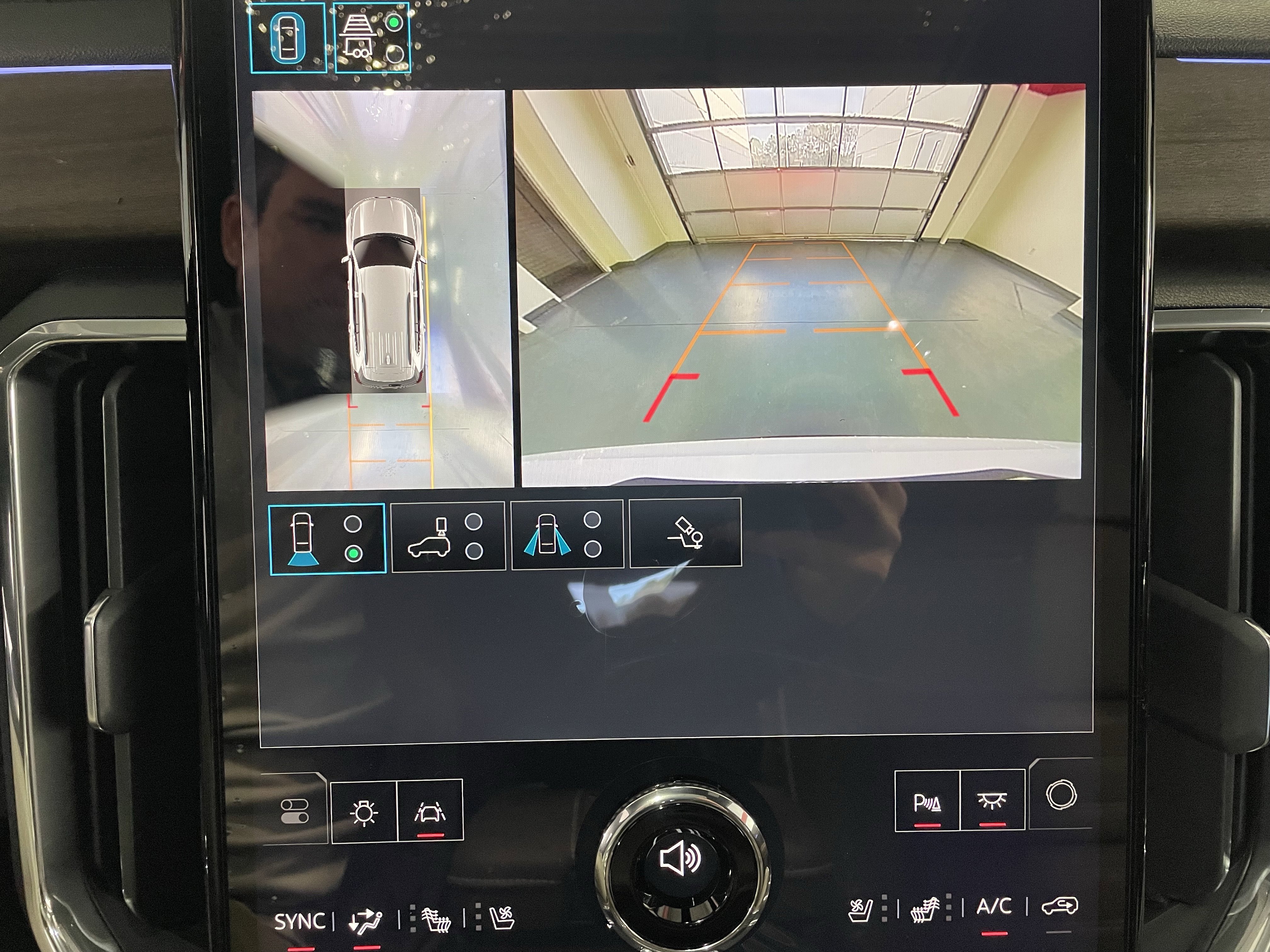 New 2026 GMC Acadia Denali Ultimate w/ LPO, Floor Liner Package image 21