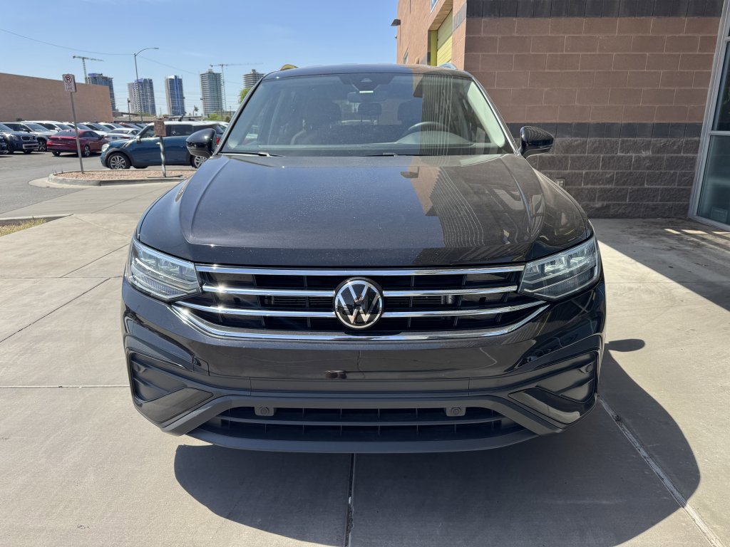 Used 2023 Volkswagen Tiguan SE image 10