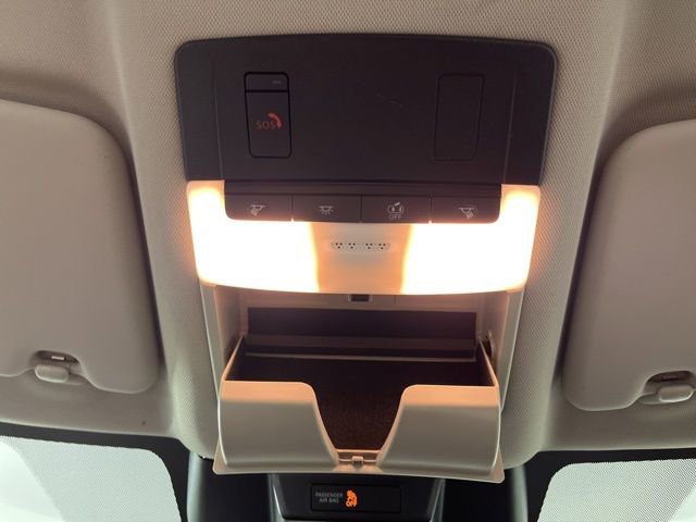 Used 2023 Nissan Rogue SV image 33