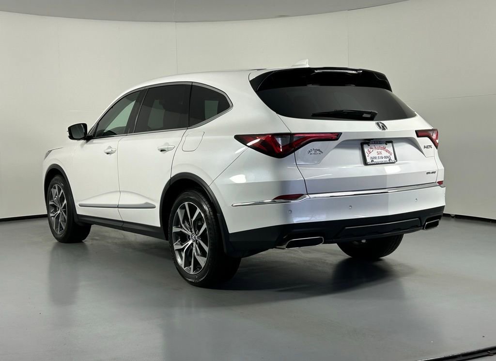 Used 2023 Acura MDX SH-AWD w/ Technology Package image 5