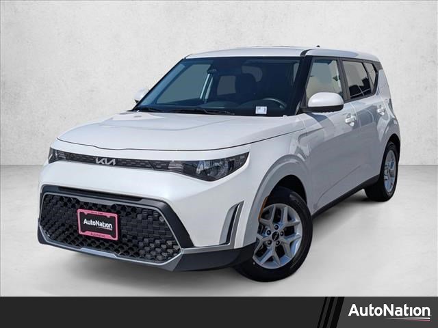 Used 2025 Kia Soul LX w/ LX Technology Package image 1