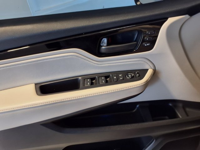 Certified 2025 Honda Odyssey Touring image 16