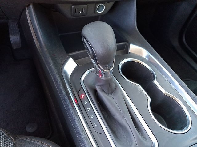 Used 2021 Chevrolet Traverse LT FWD image 21
