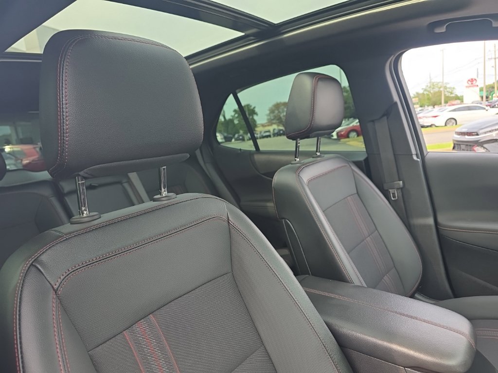 Used 2024 Chevrolet Equinox RS FWD image 11