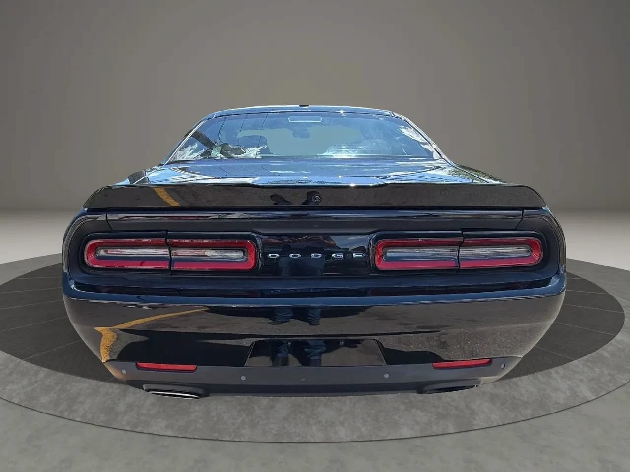 Used 2022 Dodge Challenger GT RWD image 6