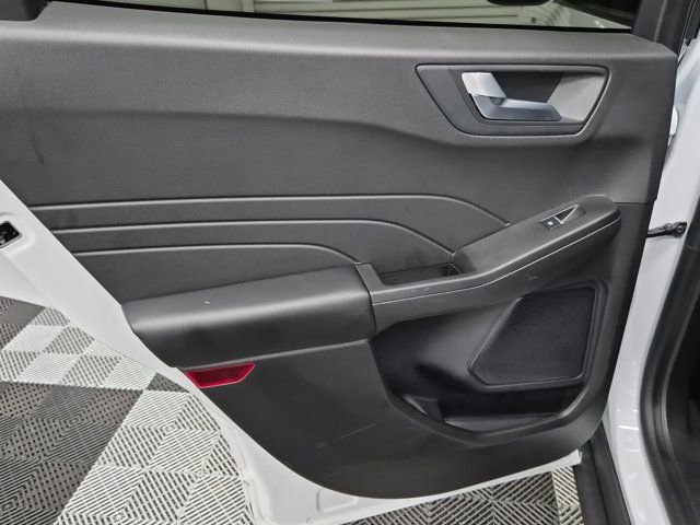 Used 2023 Ford Escape ST-Line w/ Tech Pack #1 image 17