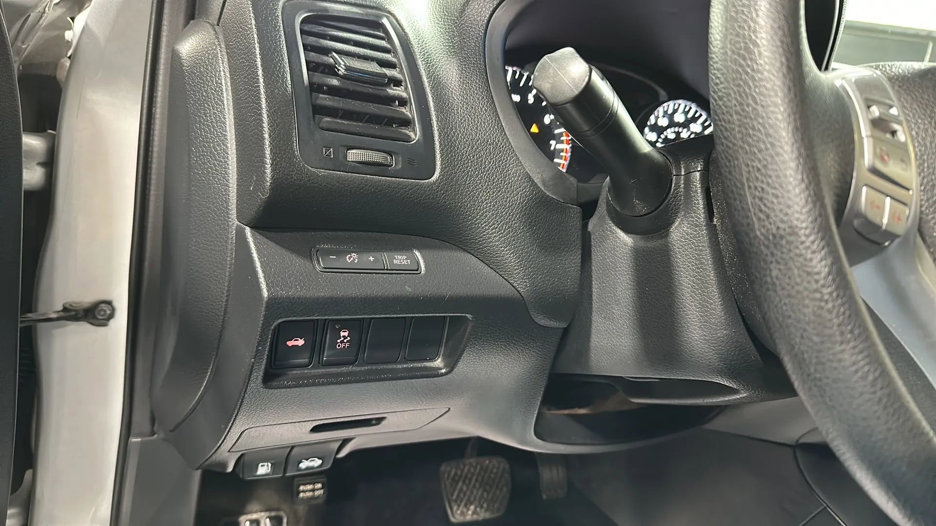 Used 2017 Nissan Altima 2.5 S w/ Power Driver Seat Package image 24