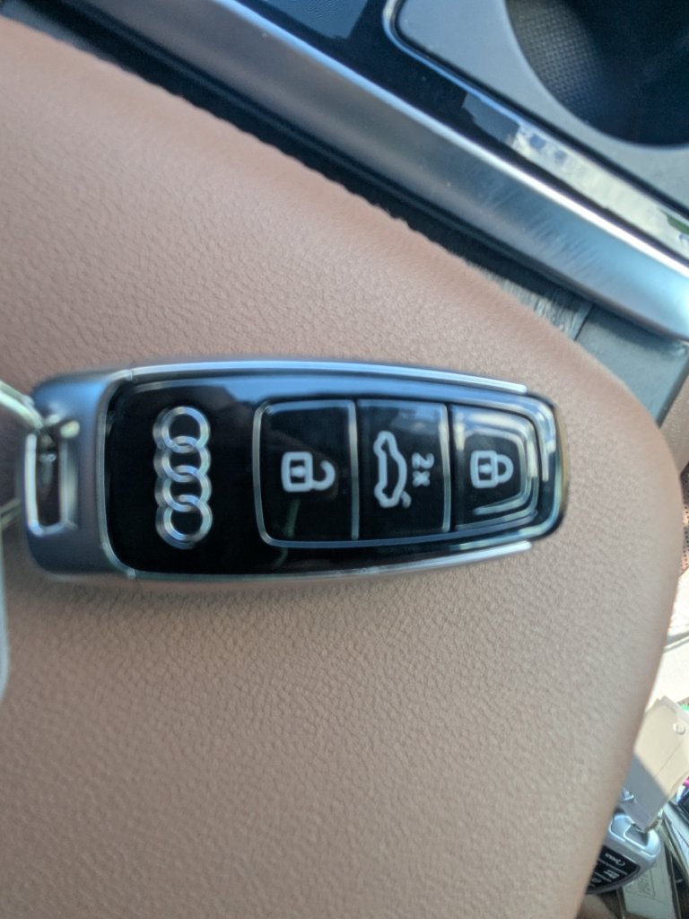 Used 2023 Audi Q8 Prestige AWD/4WD image 15