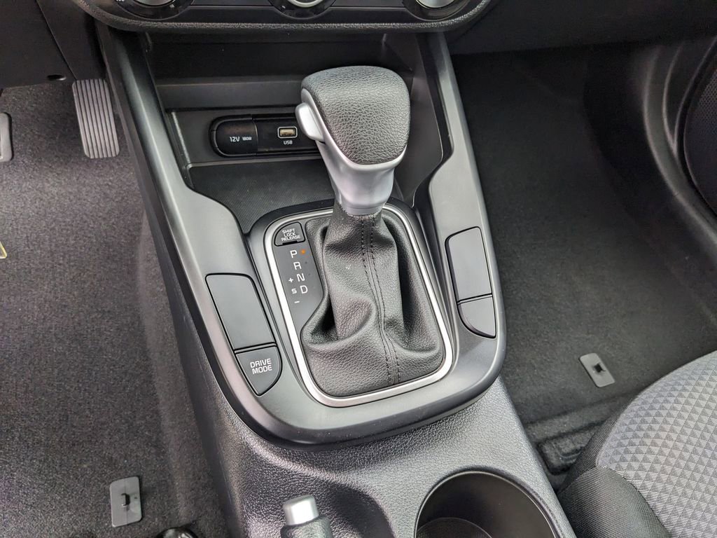 Certified 2025 Kia Soul LX image 26
