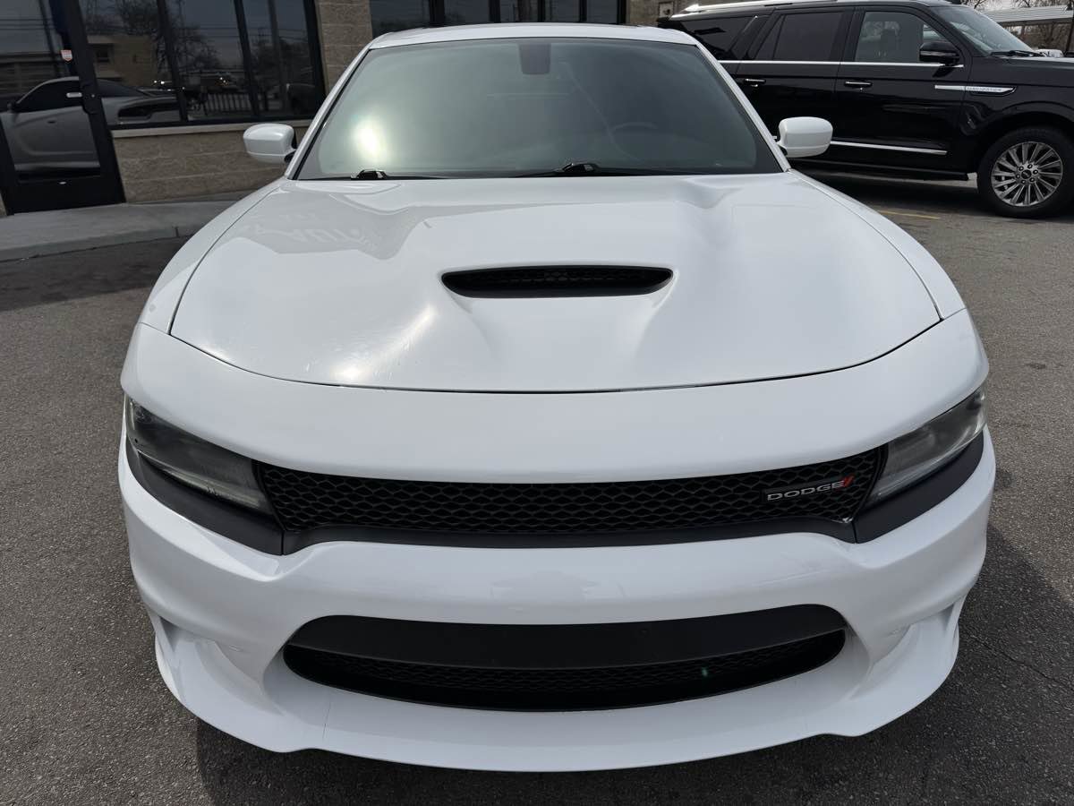 Used 2017 Dodge Charger R/T w/ Driver Confidence Group RWD image 2